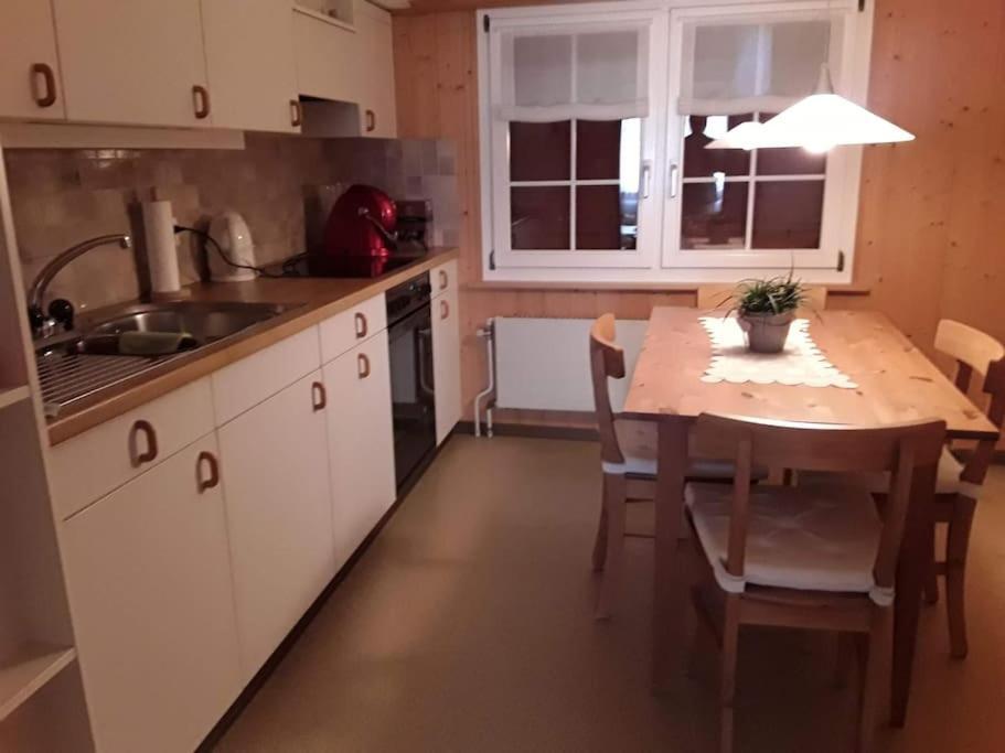 Zwinglis Ferienwohnung Rosi Nesslau Экстерьер фото